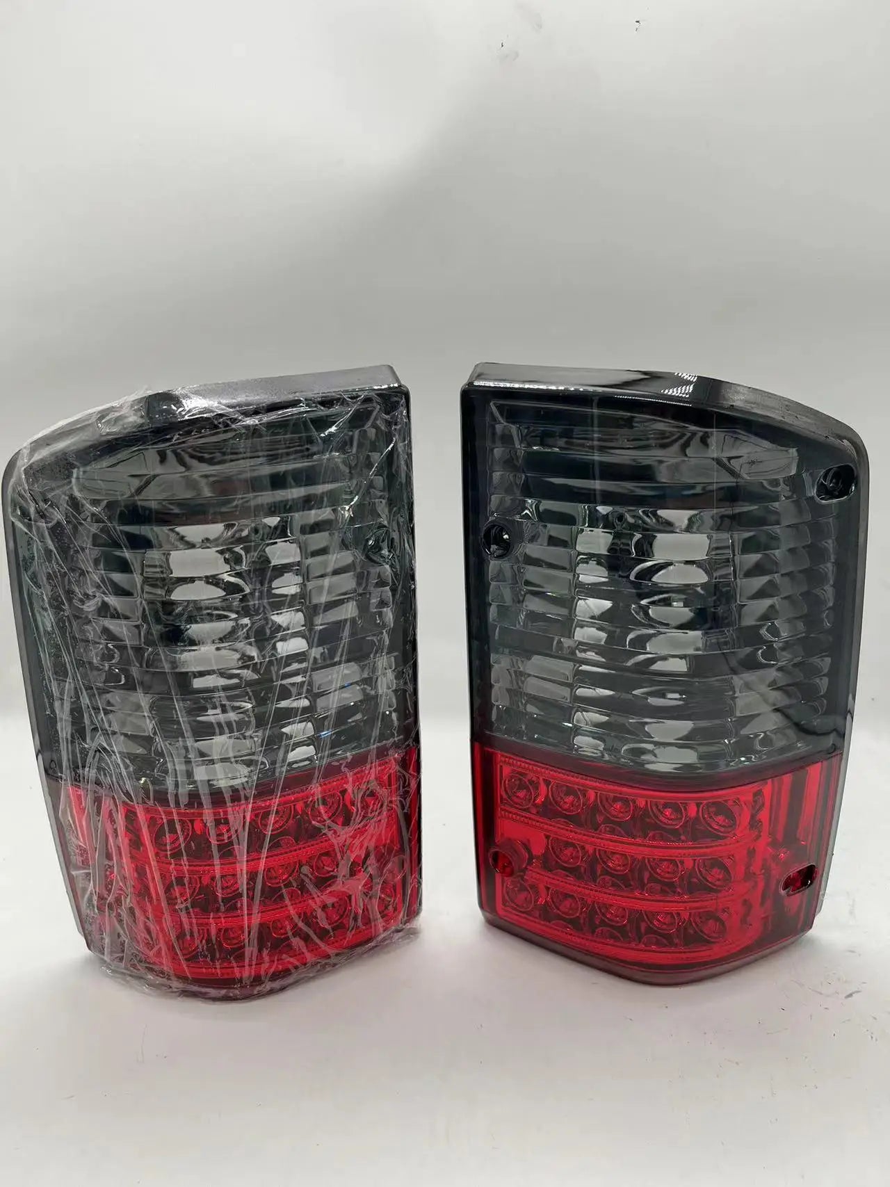 Para nissan patrol gq y60 gr 1987-1997 led lanterna traseira luz de freio sinal volta traseiro modificado conjunto luz traseira