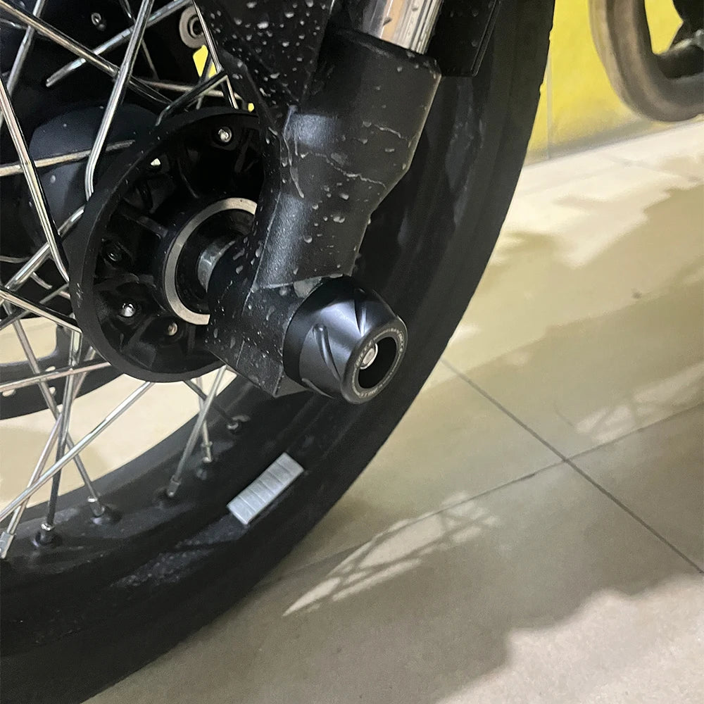 Front Rear Axle Fork Crash Slider For Aprilia RSV4 TUONO V4 RF RR 2009~2023 Wheel Anti-Collision Protector Motorcycle Accessorie