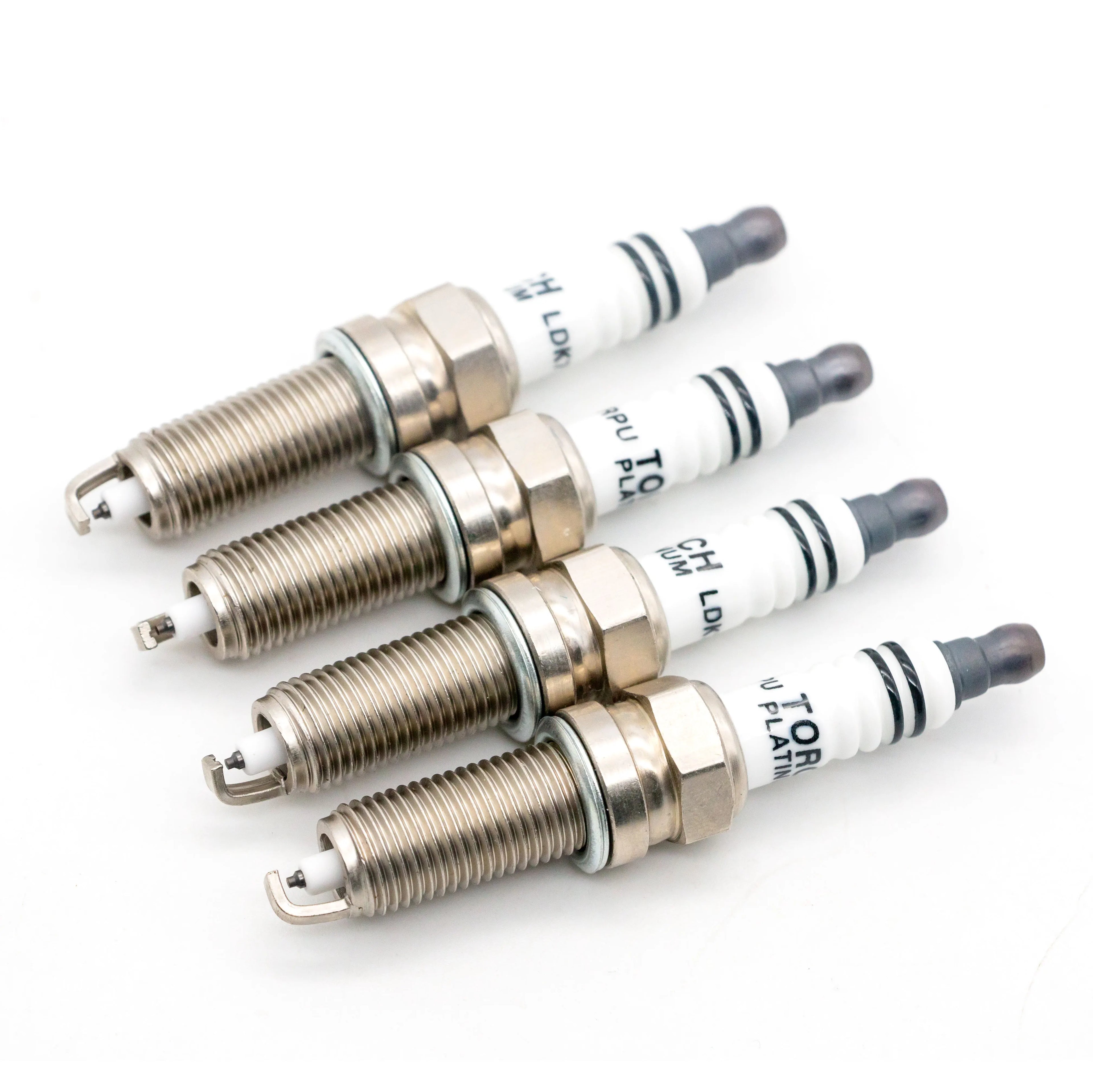 Spark Plug TORCH Platinum LDK7RPU For HONDA For BWM For CHERY For PEUGEOT For MITSUBISHI For MERCEDER-BENZ For HYUNDAI For VW