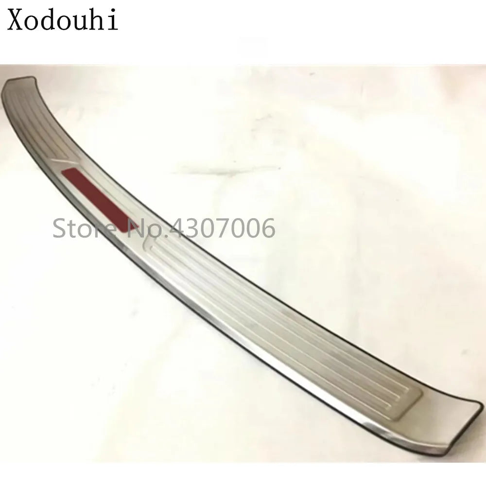 Car Accessories Rear Outside Bumper Protection Trunk Trim Cover Plate Pedal For VW Volkswagen Teramont Atlas 2017 2018 2019 2020