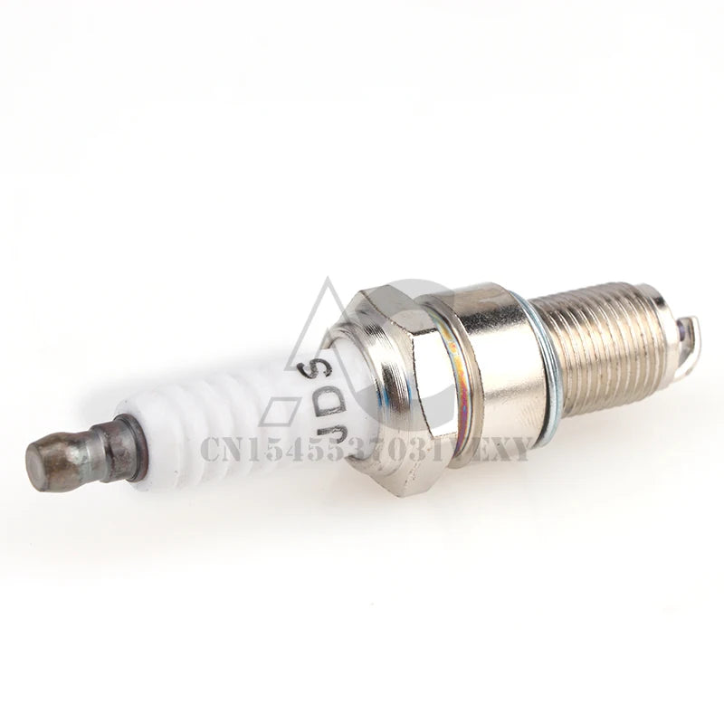 2 pieces of high-quality F6TC/F7TC spark plugs are suitable for all kinds of lawn mowers, electric saws, engine generators