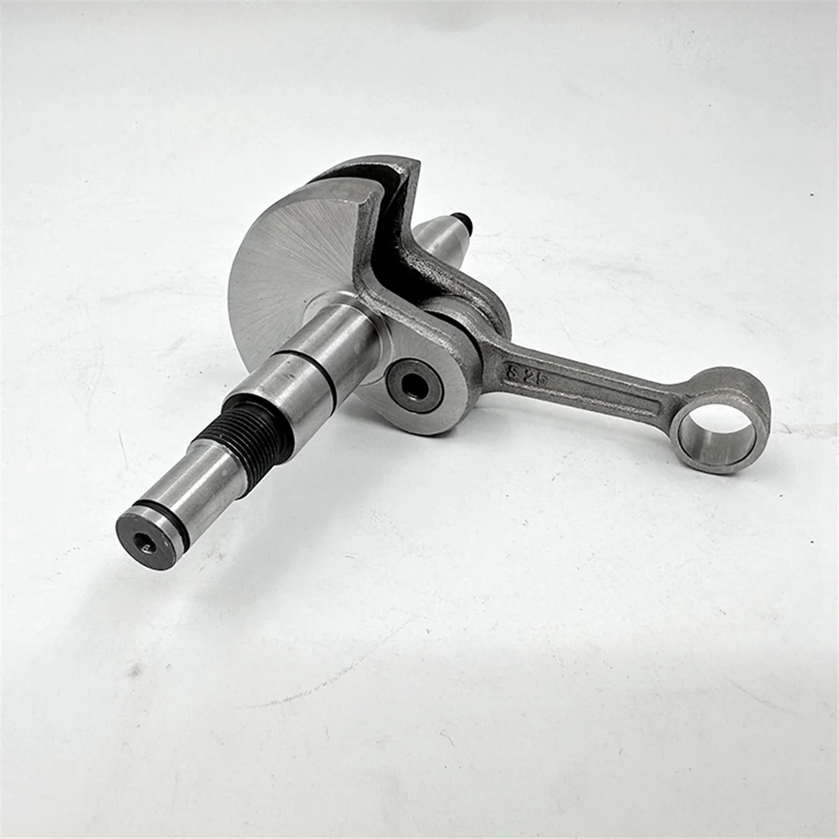 BAAQ Crankshaft Crank Shaft Fit for MS 021 023 MS230 025 MS250 MS210 MS 230 Garden Tools Chainsaw Parts 1123 030 0400