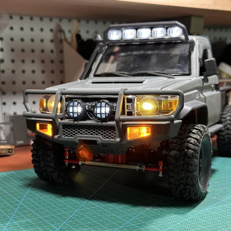 Short Truck Half Truck Off-road Vehicle Accessories Bumper ARB Style Modification Suitable for Remote Control Car MN82
