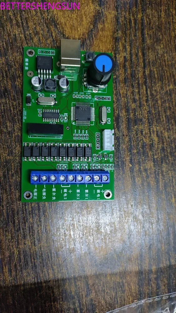 Car crankshaft synchronization signal simulator, generator