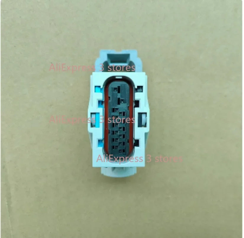 1Pcs For Chevrolet Cruze Buick Excelle /Envision /Larcosse/ Regal Transmission Computer Board Plug Car Accesorios Para Auto