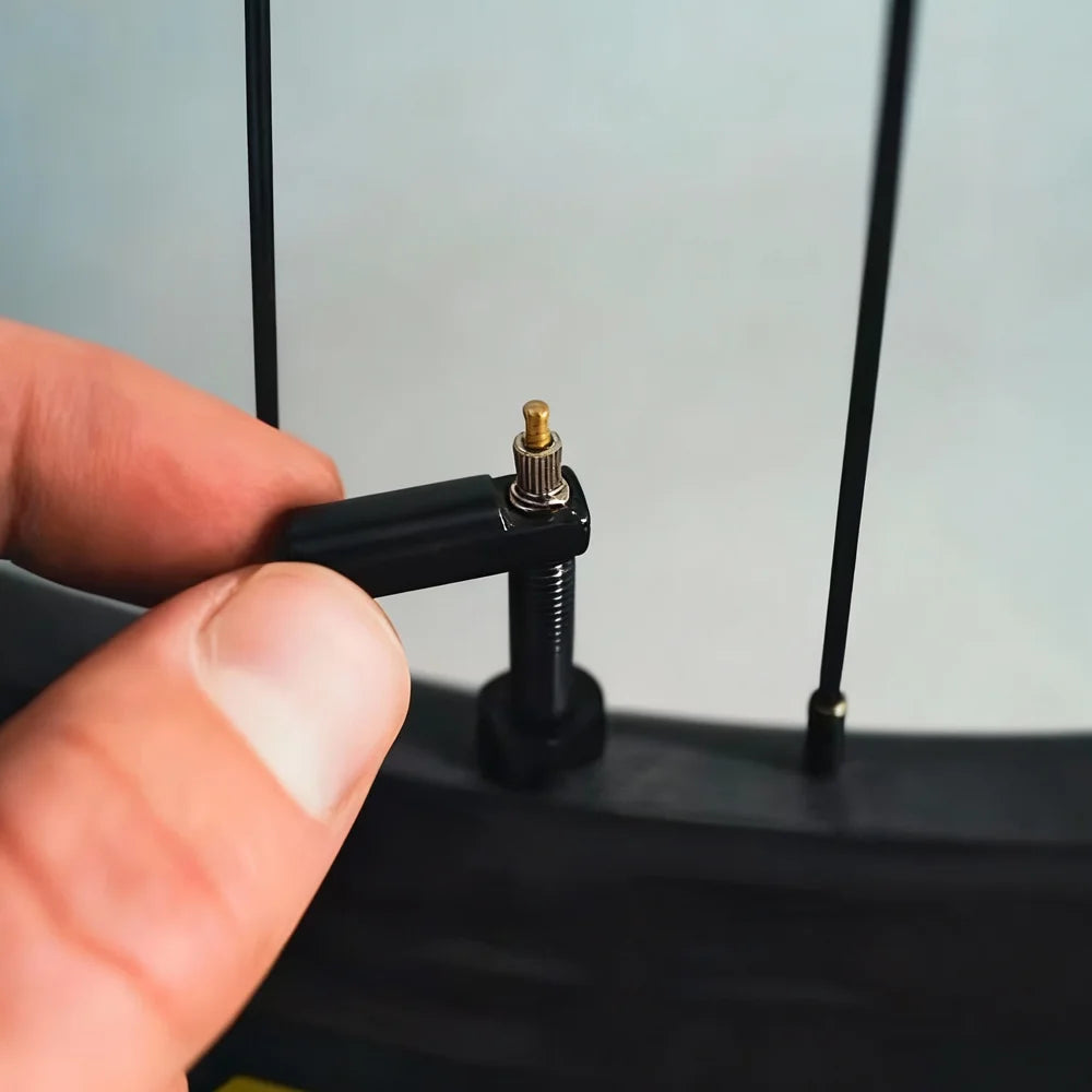 The valve of a bicycle tubeless tire is suitable for road bikes, mountain bikes, and tubeless wheels.