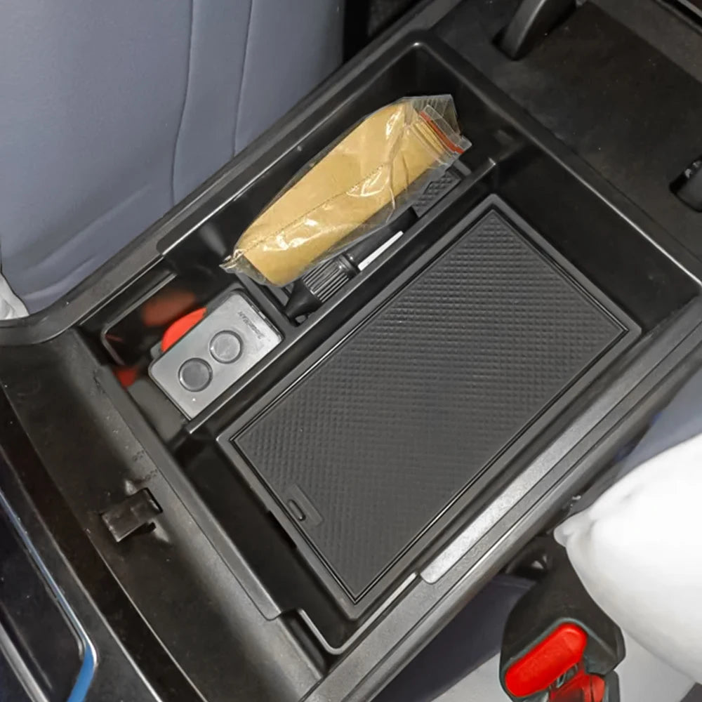 Car Interior Armrest Storage Organizer Center Console Tray for Chery OMODA 5 2023 2024 2025 Custom Stowing Accessory