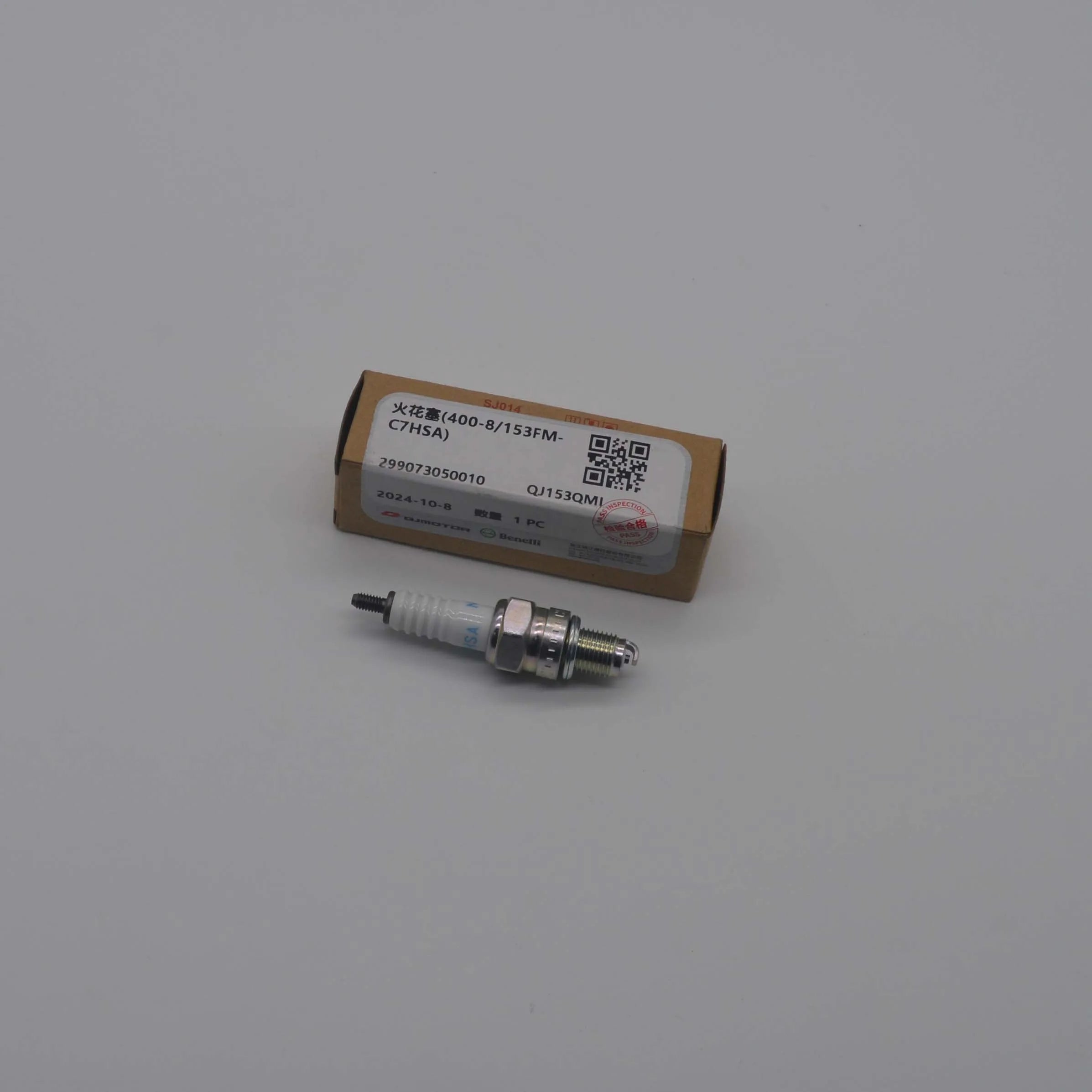 Spark Plug for Benelli TNT125 TNT135 Tornado Naked T 125 / TNT 125 135