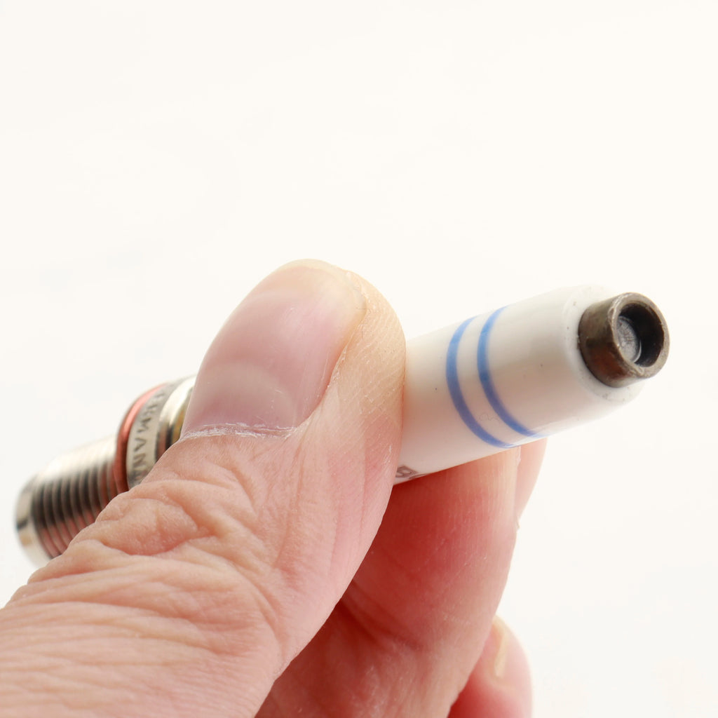 04E905612 4 PIEZAS BUJÍAS DE IRIDIO 04E 905 612 PARA 0 241 145 515 ZKER6A-10EG PZKER7A8EGS 94968 bujía de encendido automático