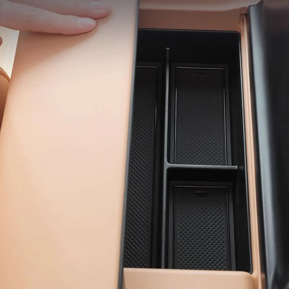 For CHERY JAECOO J8 2024 2025 Car Central Console Armrest Storage Box Organizer box Interior Accessories Stowing Tidying