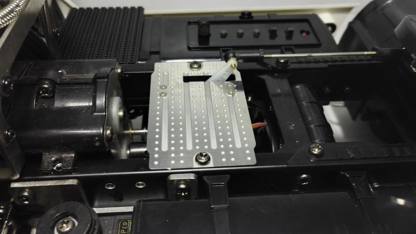 9g Steering Gear Frame Grinding Disc Anti-skid Plate for 1/14 Tamiya RC Truck Trailer Tipper Scania 770S Benz Actros Volvo MAN