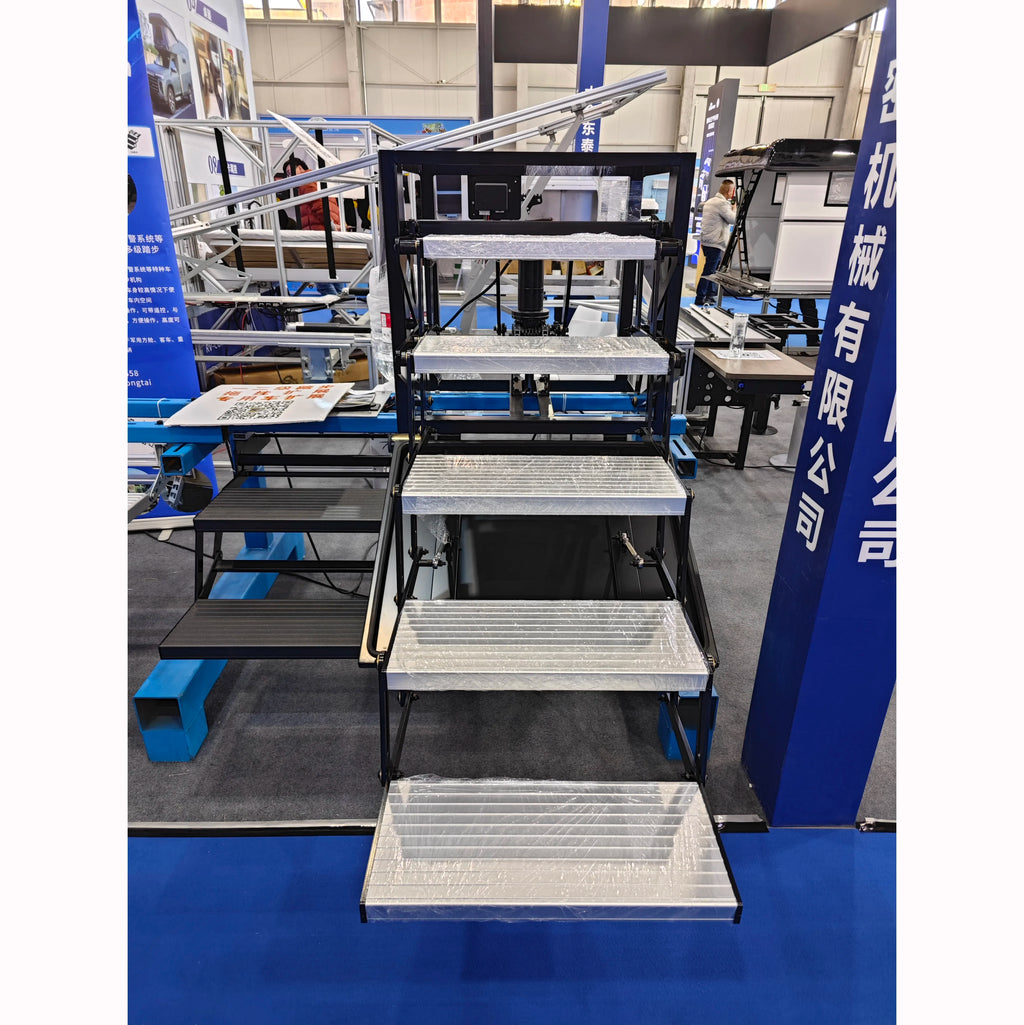 Escalones plegables eléctricos automáticos para camiones pesados ​​y camiones de comando, accesorios interiores para autocaravanas.