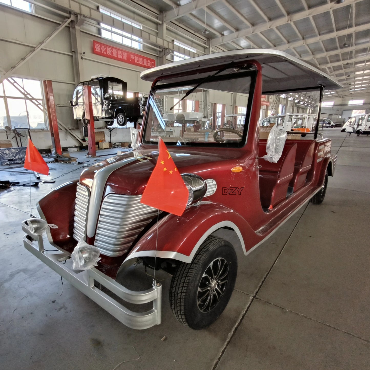 New hot selling new energy electric classic car, electric retro vintage car scenic spot garden sightseeing car ATV for reception