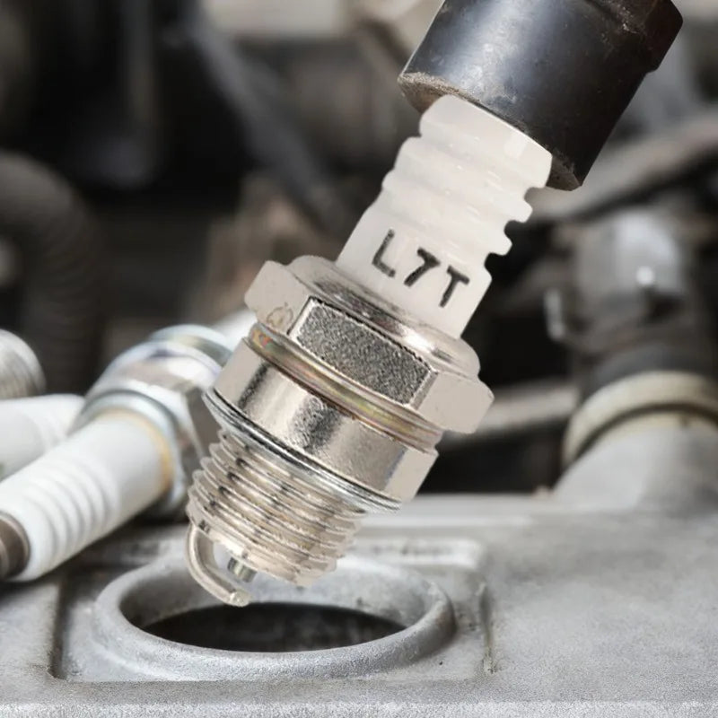 Bujías L7T para motor, universales, pequeñas, estándar, para generador, herramientas eléctricas de jardín, accesorios, bujías para motosierra (1-4 unidades)