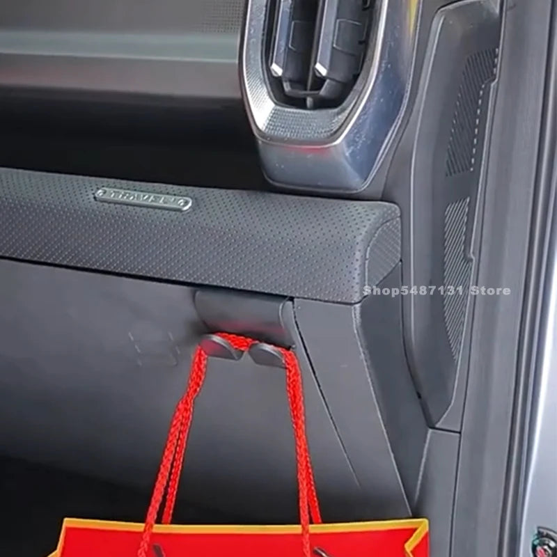 Car Seat Back Hooks Rear Hanger Hook Car Rear Bag Small Object Storage Interior for Chery Jetour Traveller Accessories 2023 2024