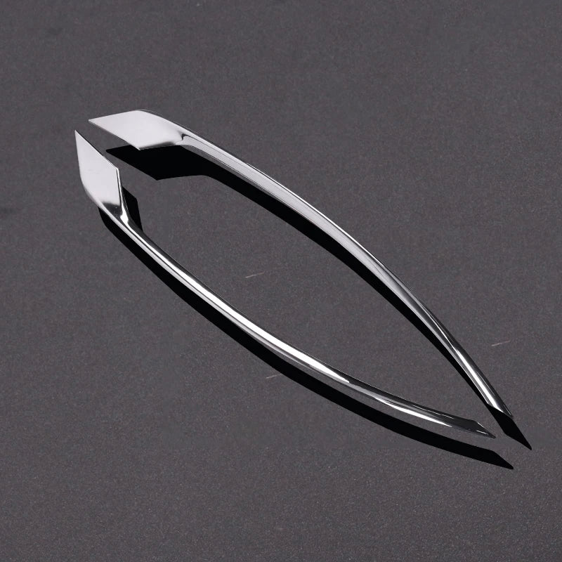 Car Styling Accessories 2pcs ABS Silver Chrome Plated Rear Fog Light Decoration Strip Cover Trim Fit For VOLVO XC60 2018-2022