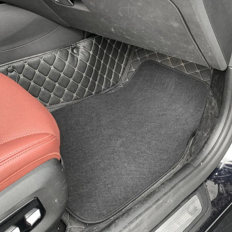 Non-Slip Carpet Car Floor Mat Front & Rear Automotive Carpet Floor Mats Dirt and wear-resistant Absorb Water Foot Pads Universal