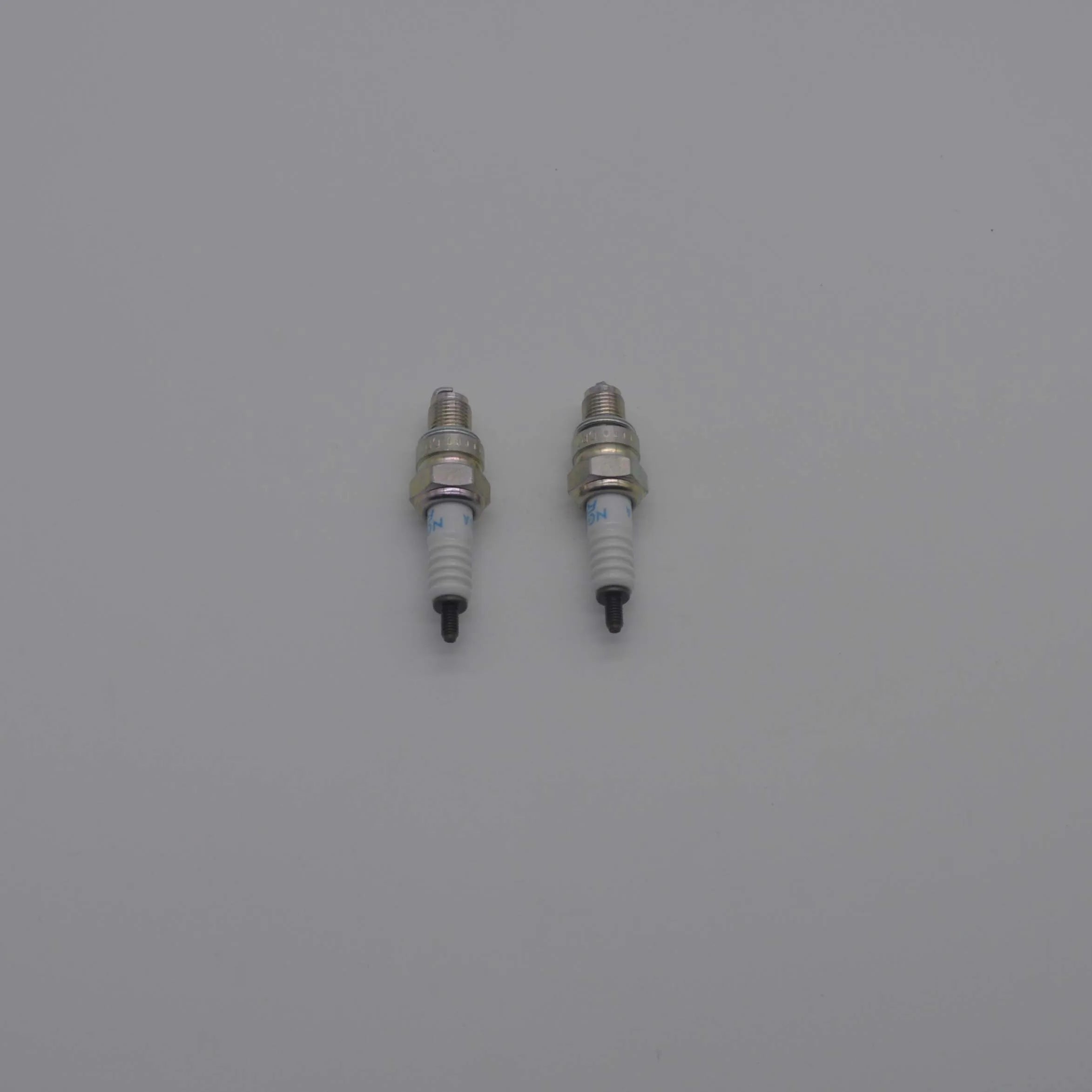 Spark Plug for Benelli TNT125 TNT135 Tornado Naked T 125 / TNT 125 135