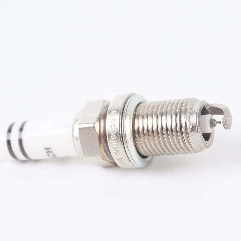 4PCS-06H905611 06H905604 Spark Plug for Audi A4 B8 A5 Q3 Q5 VW Golf GTI Passat CC B7 Sharan Scirocco EA888 GEN 2 06H905601A