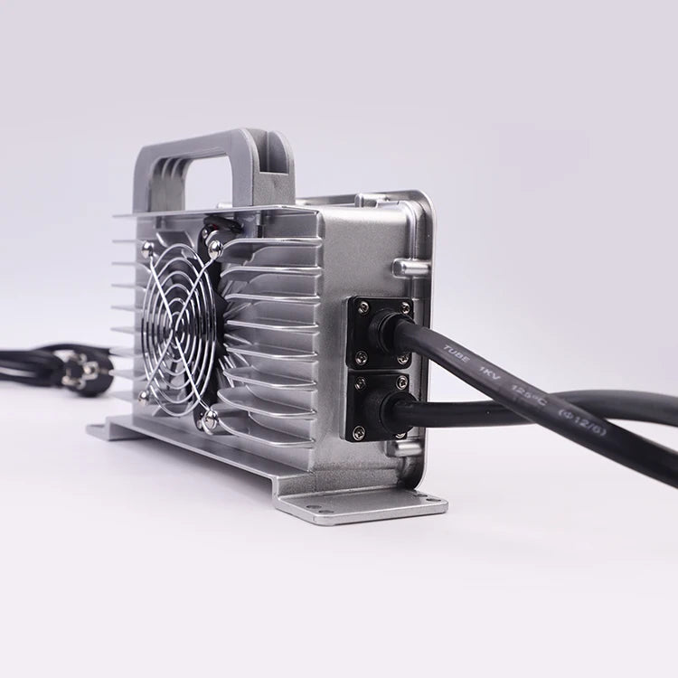 24v 48v 67.2v 72v 84v  Electric Car DC-DC Battery Charger OTP & OVP Protected For Lithium Ion Vehicles