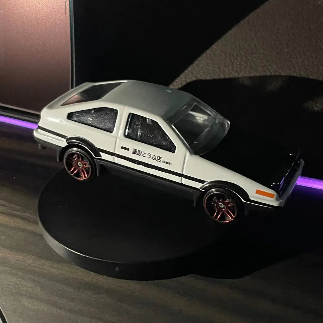 AE86 car mini model, suitable for interior accessories and interior decoration items of various car models