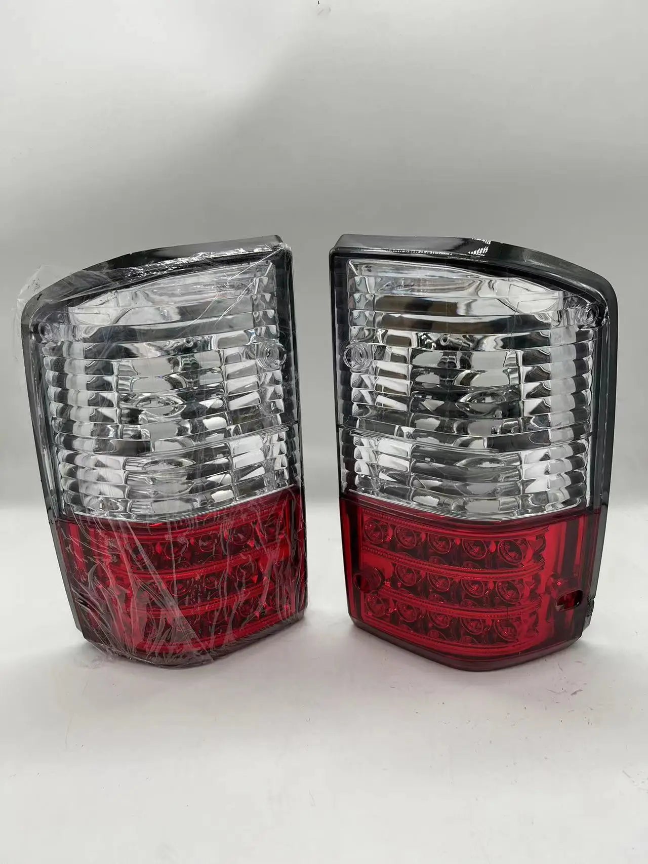 Para nissan patrol gq y60 gr 1987-1997 led lanterna traseira luz de freio sinal volta traseiro modificado conjunto luz traseira