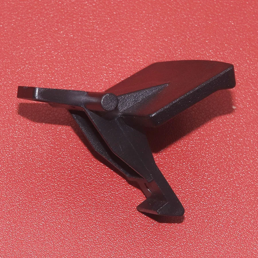 1Pc Central Armrest Box Lower Latch Buckle Car Inner Accessories Console Handle Lock Clip For Kia Sportage R 2010-2016 2017
