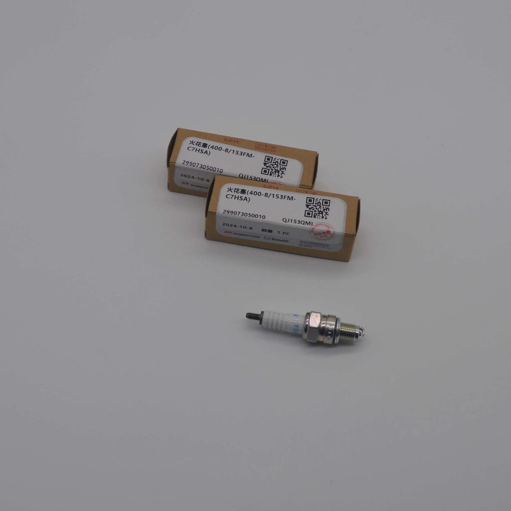 Spark Plug for Benelli TNT125 TNT135 Tornado Naked T 125 / TNT 125 135