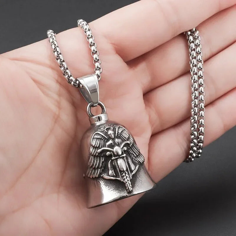 Retro Punk Domineering Skull Bell Pendant Necklace Suitable for Men Cycling Motorcycle Accessories Gift