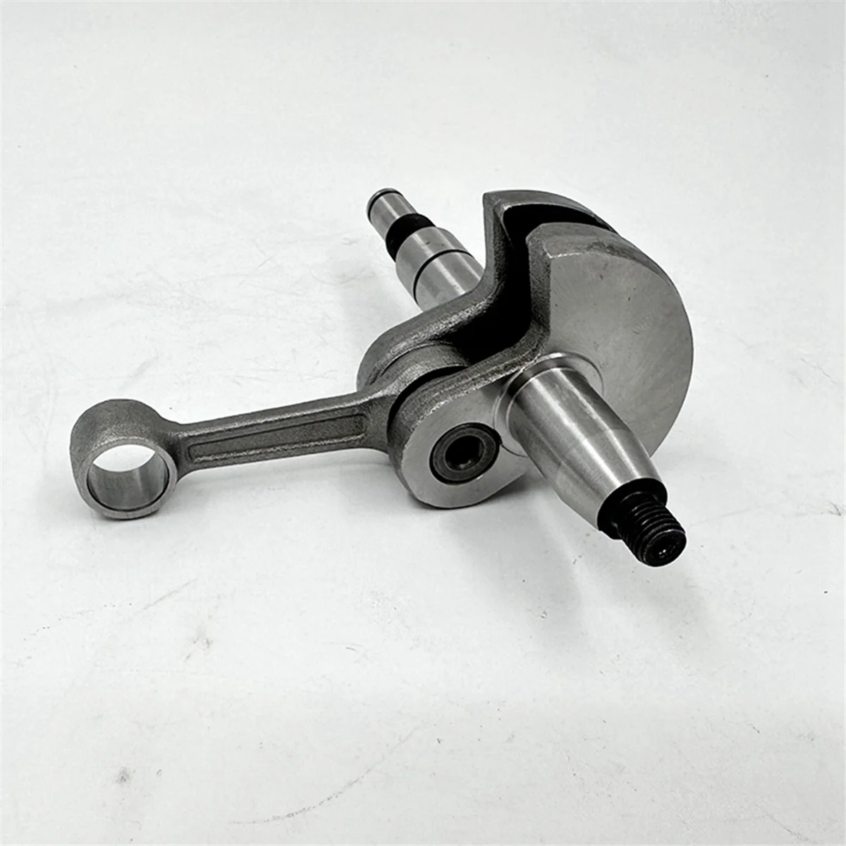 BAAQ Crankshaft Crank Shaft Fit for MS 021 023 MS230 025 MS250 MS210 MS 230 Garden Tools Chainsaw Parts 1123 030 0400