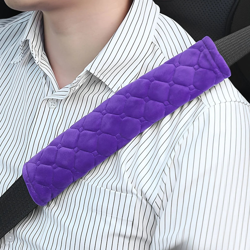 Comfortable and Adjustable Seat Belt Covers in Soft Velvet Fabric - Perfect for Car, Truck, SUV, Backpacks