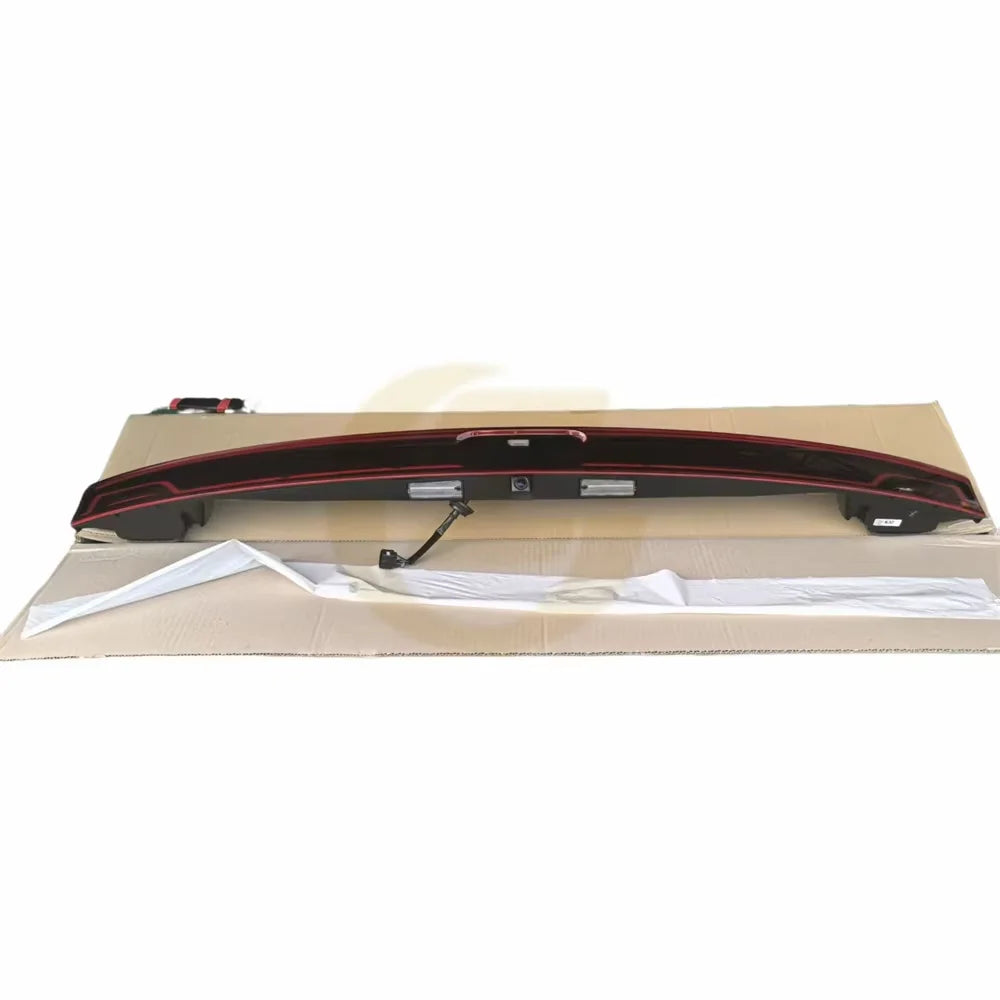 92409I4120 Korea Car Accessories Rear Through-light 92409-I4120 for K-ia Carnival 2019-