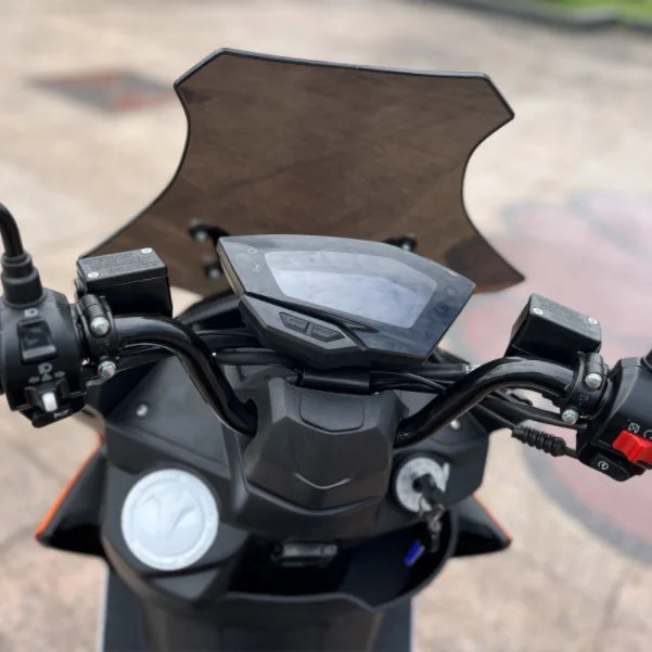 Front And Rear Disc Brakes With EFI 125cc Euro5 CBS Brakes Gasoline Gas Scooters