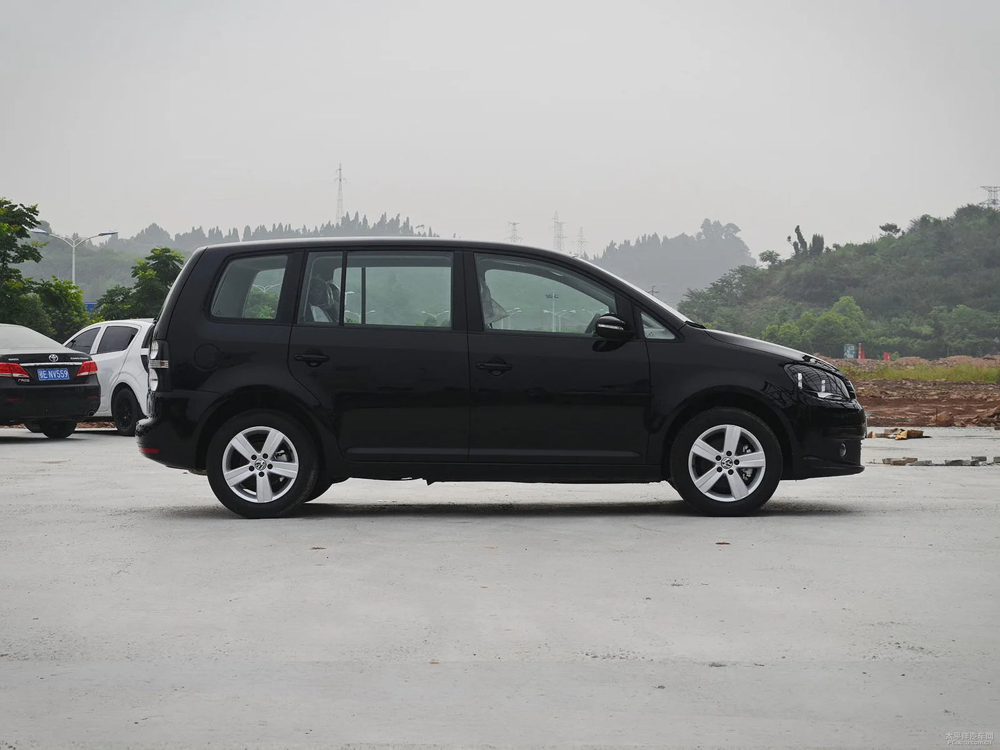 For Volkswagen VW Touran 5-Seat 2006-2015 Side Window Visor Awning Shelter Sun Rain Deflector Guard Weather Shield Car Raincoat
